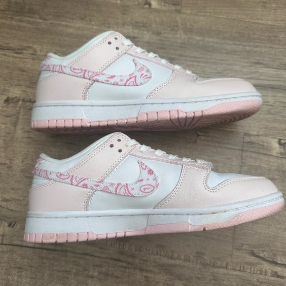 Nike Dunk Low Essential "Paisley Pack Pink” women’s size 7 EUC - Picture 3 of 8